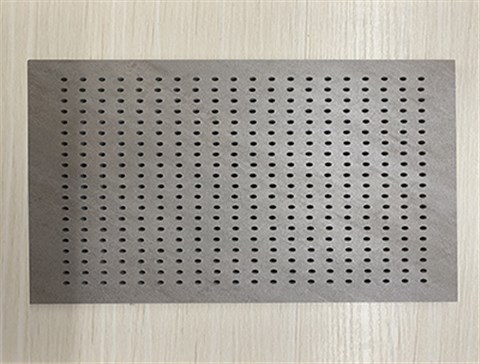 岩金板