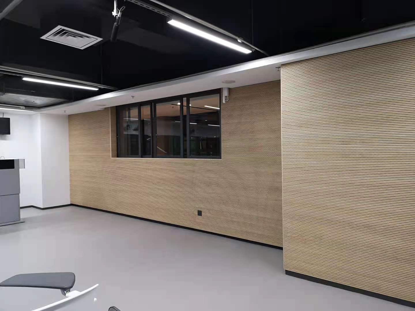 未来教室声学装饰案例